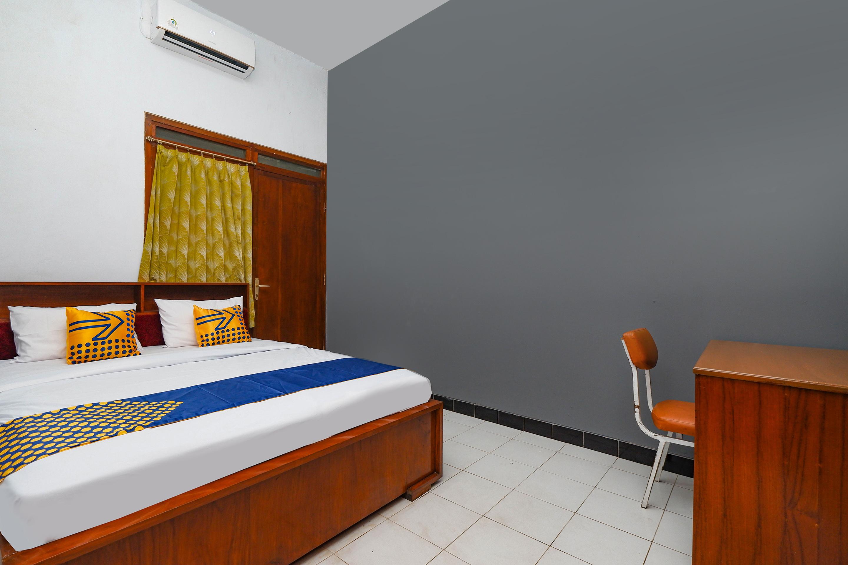 Oyo 2240 Simpang Tujuh Residence Kudus Экстерьер фото