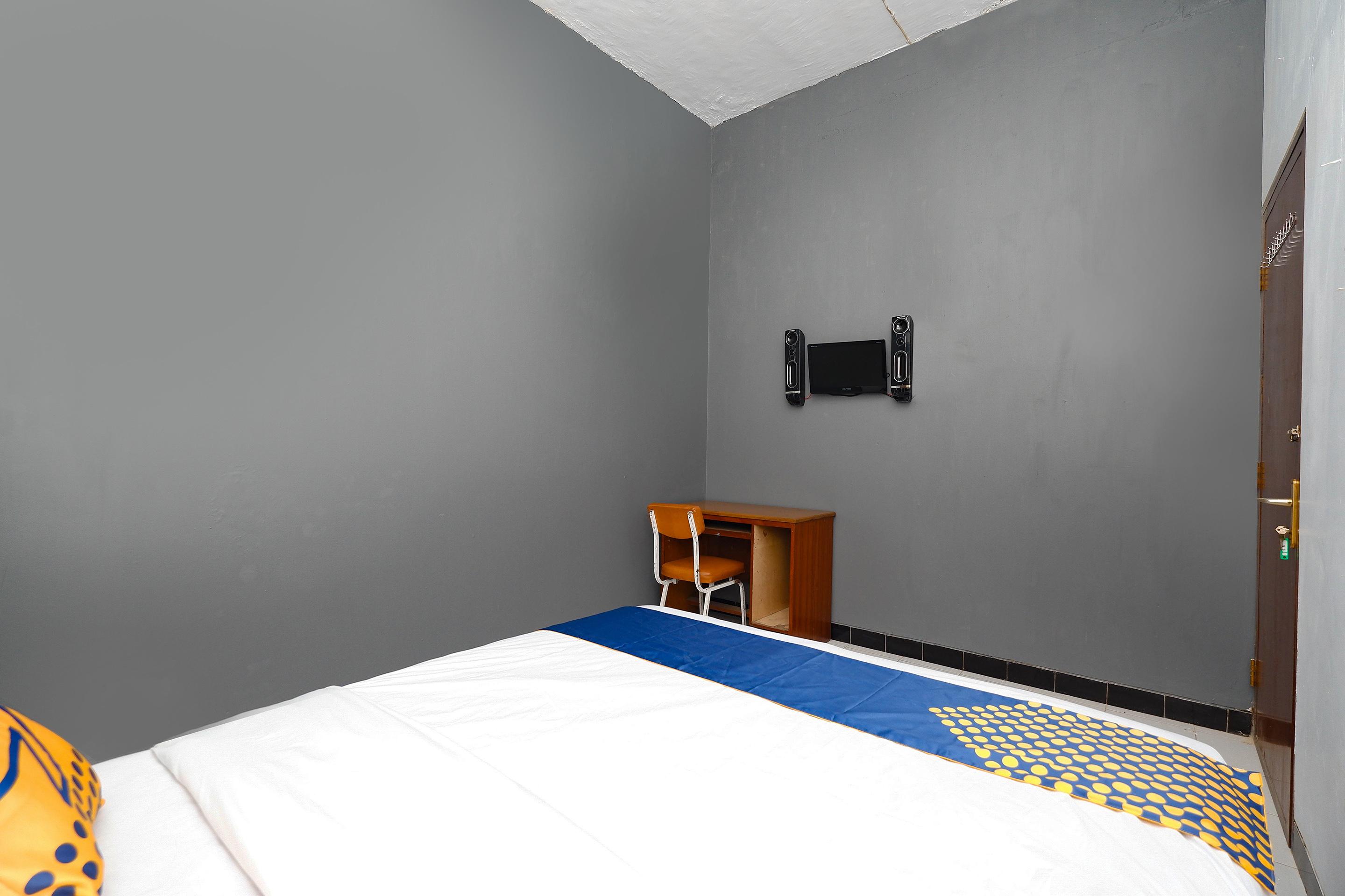Oyo 2240 Simpang Tujuh Residence Kudus Экстерьер фото