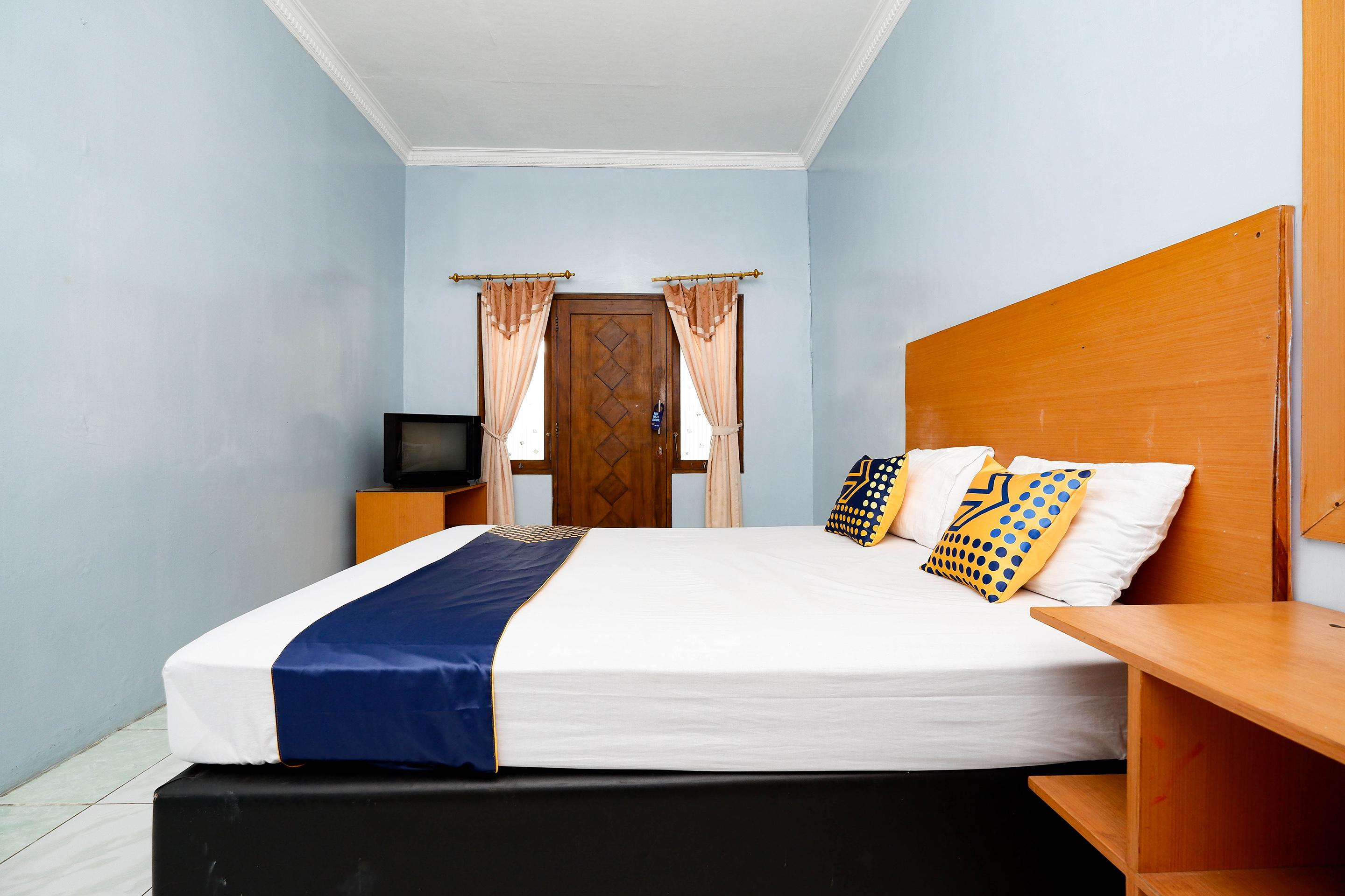 Oyo 2240 Simpang Tujuh Residence Kudus Экстерьер фото